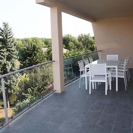 Appartement Le Saint Nazaire - Les Balcons De La Cite Carcassonne Exterior photo